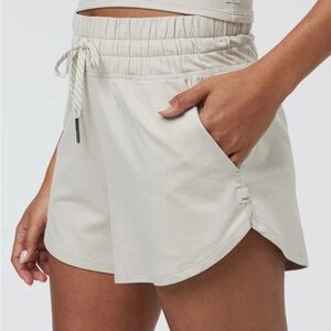 Vuori Halo Performance Shorts